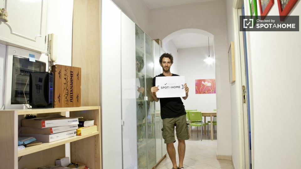 Immagine 13 di Camera condivisa in affitto  in Via Tiburtina a Roma