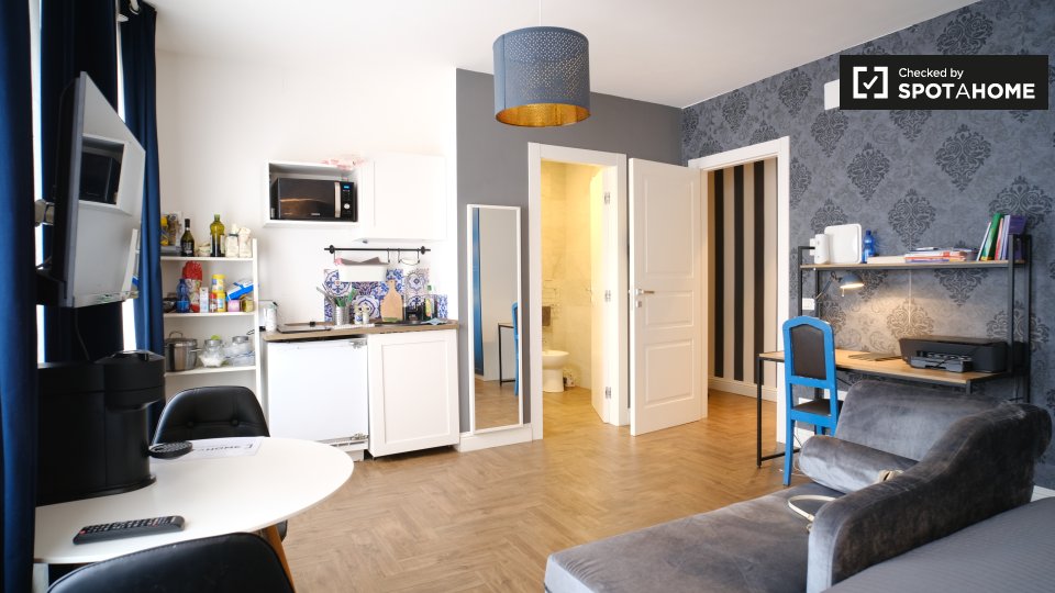 Immagine 4 di Ufficio in affitto  in Viale Parioli a Roma