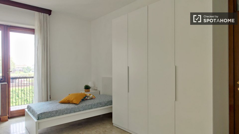 Immagine 7 di Camera condivisa in affitto  in Mauro a Milano