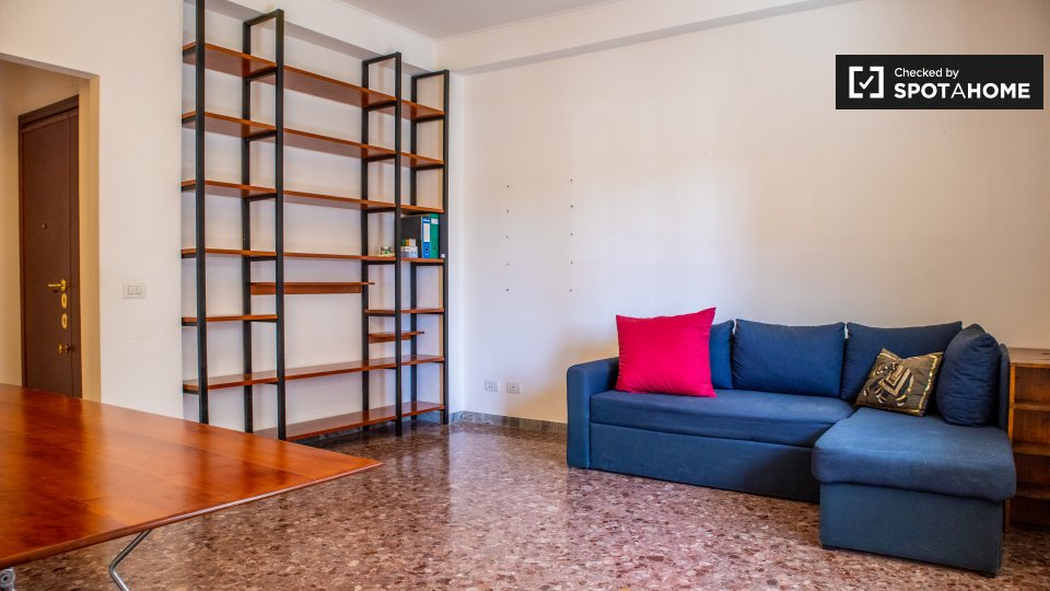 Immagine 3 di Appartamento in affitto  in Via Gregorio XIII, 00167 Roma RM, Italy a Roma