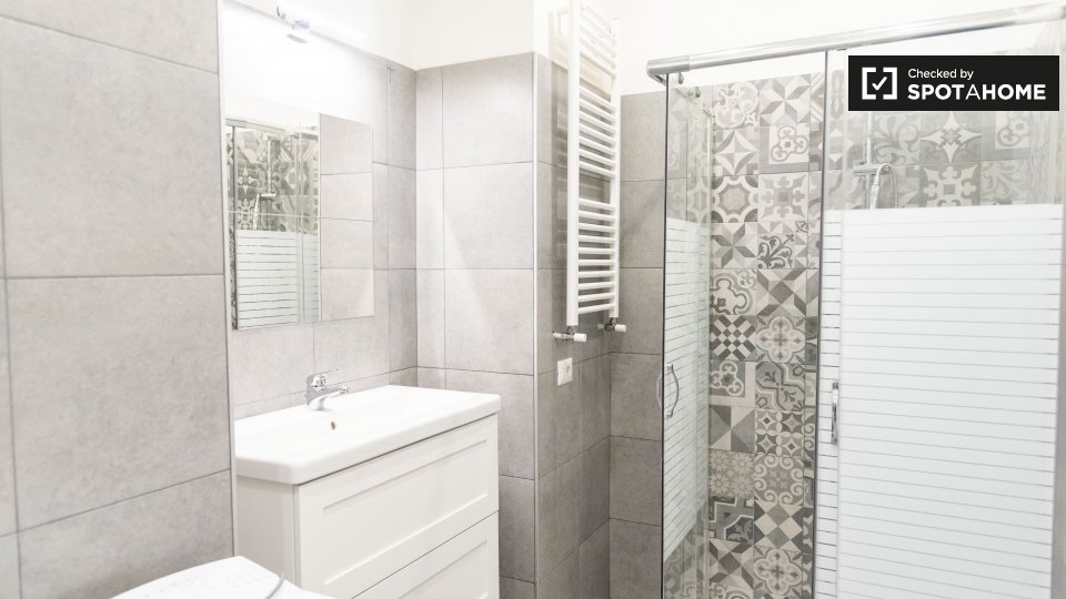 Immagine 11 di Ufficio in affitto  in Via Napoleone III a Roma