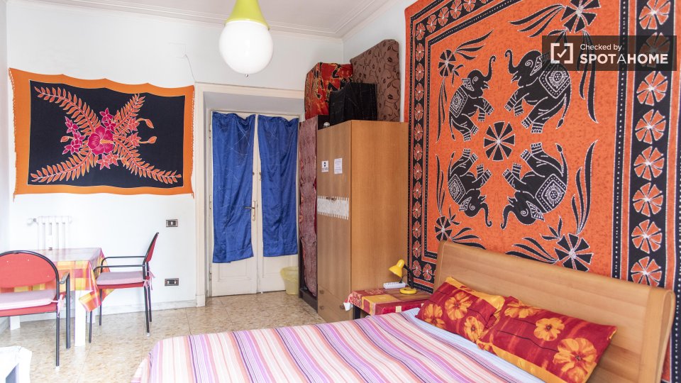 Immagine 3 di Camera condivisa in affitto  in Largo Trionfale a Roma