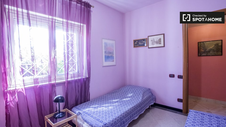 Immagine 15 di Appartamento in affitto  in Via Del fosso di Fioranello a Roma