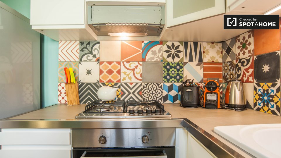 Immagine 3 di Ufficio in affitto  in Via Luigi Pianciani, 00185 Roma RM, Italy a Roma