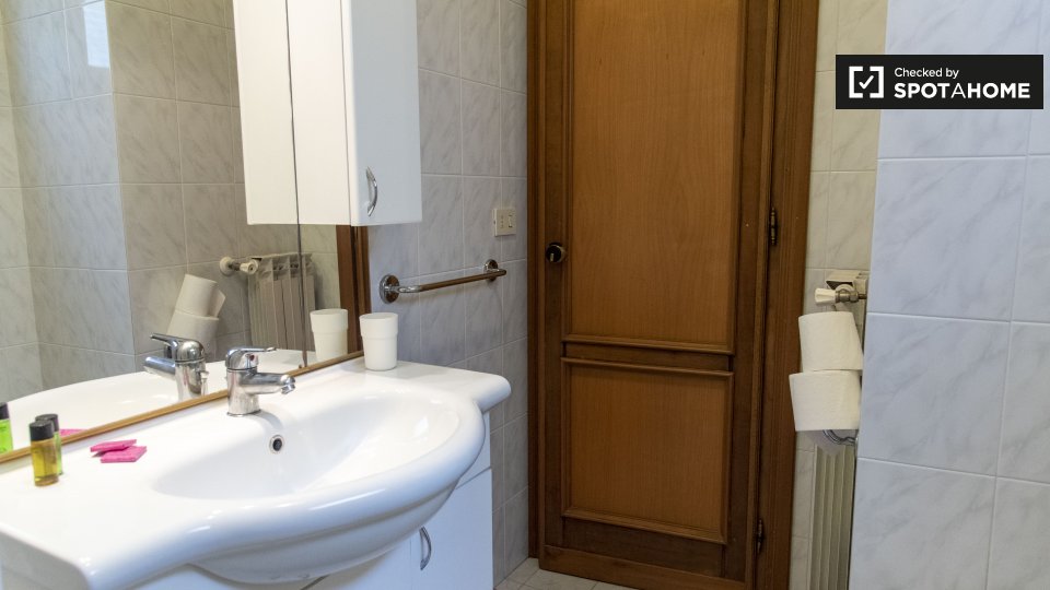 Immagine 19 di Appartamento in affitto  in Via della Balduina a Roma