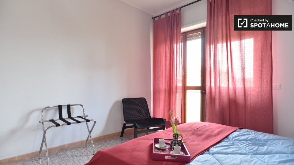 Immagine 8 di Appartamento in affitto  in Via Alessio Baldovinetti, 00142 Roma RM, Italy a Roma