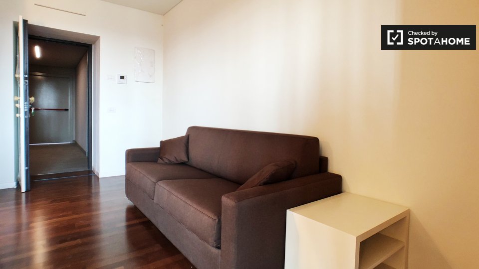 Immagine 5 di Ufficio in affitto  in Via Carlo Imbonati, 20159 Milano MI, Italy a Milano