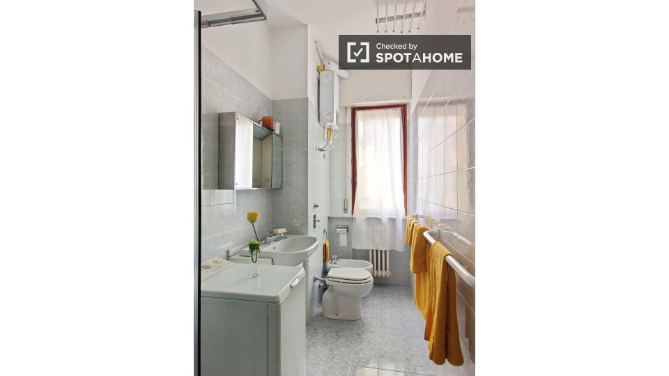 Immagine 16 di Camera condivisa in affitto  in Mauro a Milano