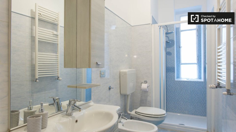 Immagine 12 di Appartamento in affitto  in Via Piero della Francesca a Milano