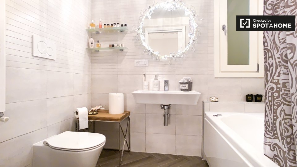 Immagine 9 di Appartamento in affitto  in Via Giuseppe Giacosa, 15, 00137 Roma RM, Italy a Roma