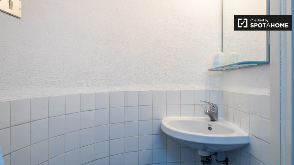 Immagine 12 di Ufficio in affitto  in Viale Washington a Milano