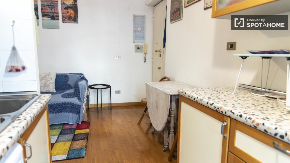 Immagine 8 di Ufficio in affitto  in Via Aldo Manuzio a Roma