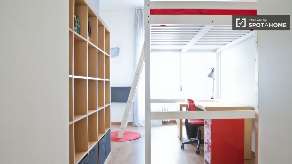 Immagine 19 di Camera condivisa in affitto  in Viale Libia a Roma