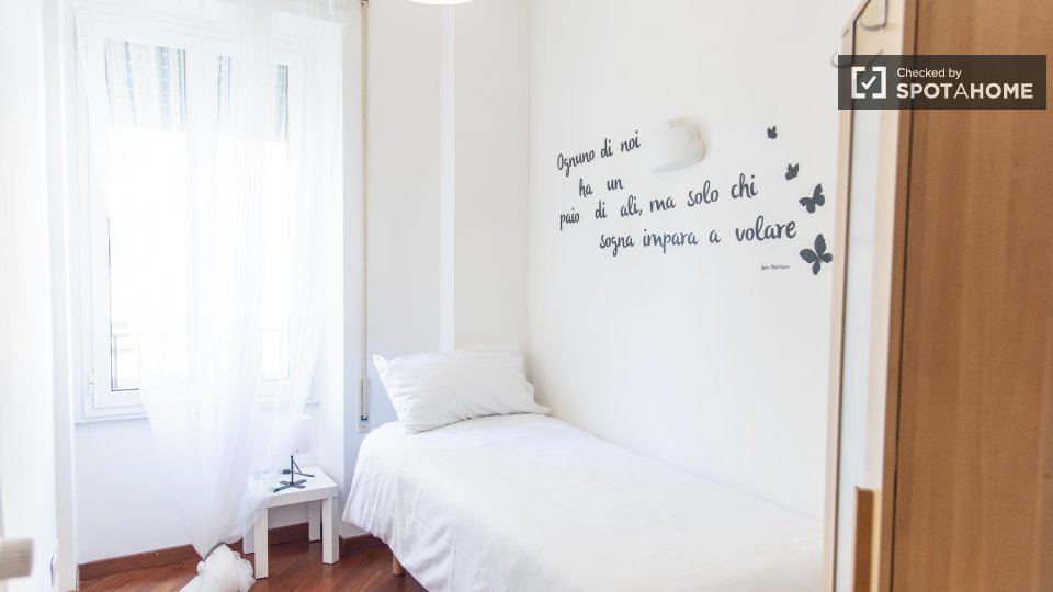 Immagine 2 di Appartamento in affitto  in Via dei Podesti a Roma