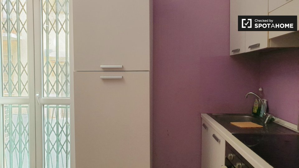 Immagine 5 di Appartamento in affitto  in Via Bordighera a Milano