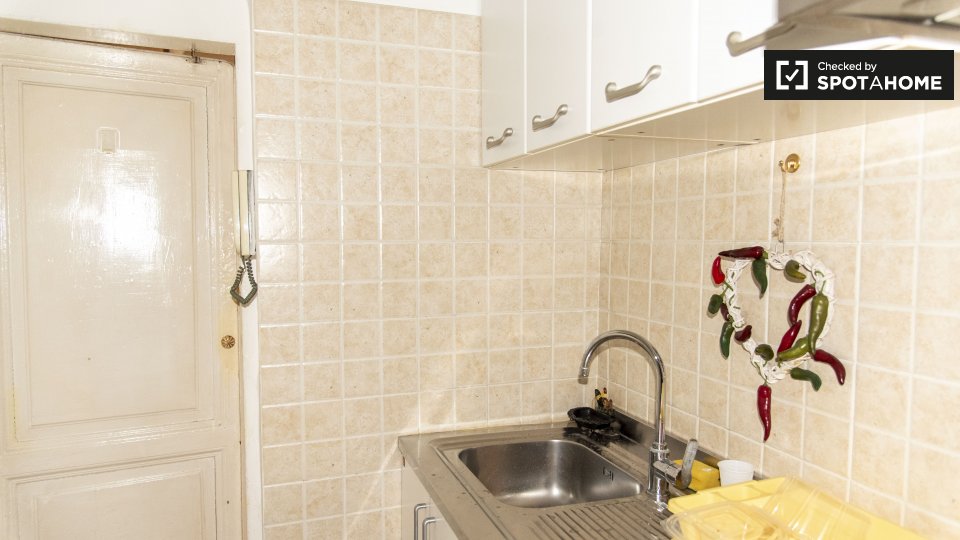 Immagine 3 di Ufficio in affitto  in Via dei Gigli d'Oro a Roma