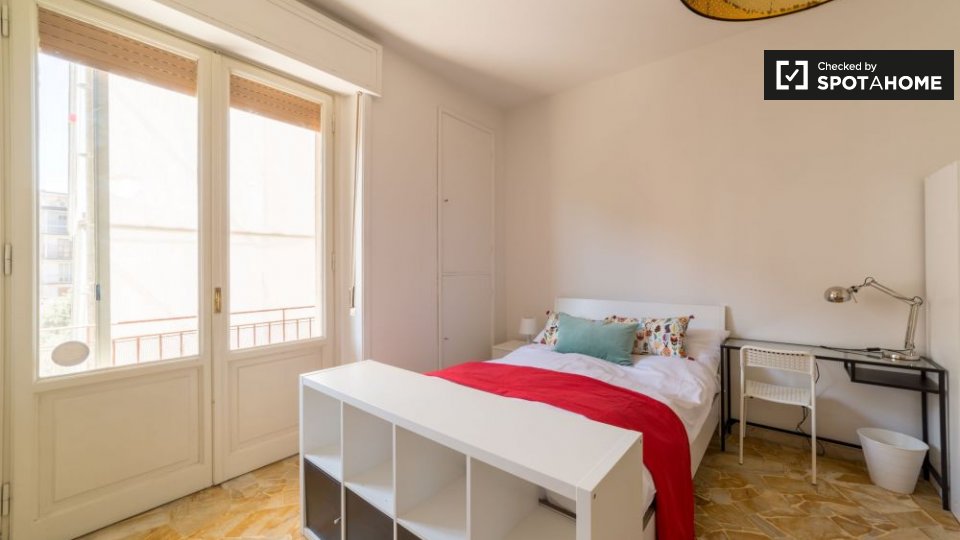 Immagine 3 di Camera condivisa in affitto  in Viale dei Mille a Firenze