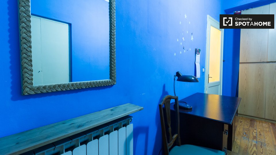 Immagine 2 di Camera condivisa in affitto  in Via Rossana a Torino