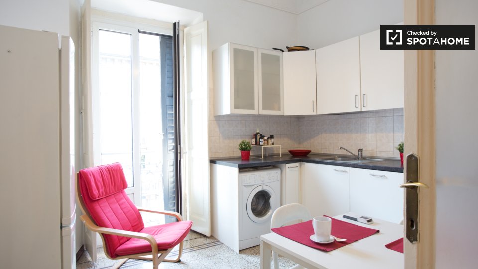 Immagine 5 di Camera condivisa in affitto  in Viale Bligny a Milano