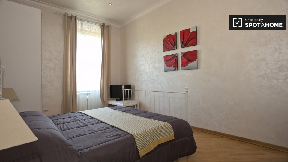 Immagine 14 di Camera condivisa in affitto  in Via Monselice a Roma