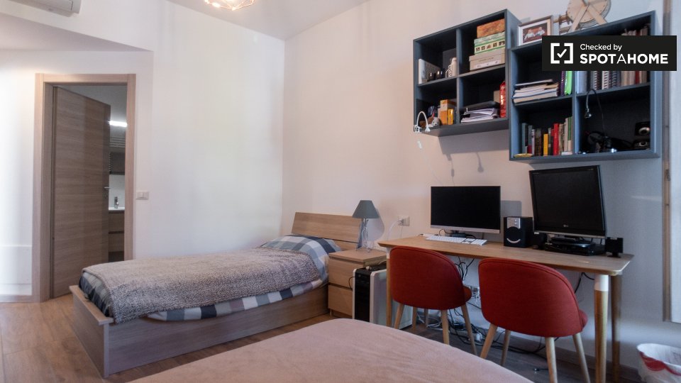 Immagine 3 di Camera condivisa in affitto  in Via Risorgimento, 11, 20093 Cologno Monzese MI, Italy a Cologno Monzese