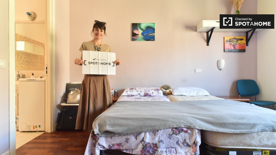 Immagine 8 di Camera condivisa in affitto  in Via Baldassarre Orero, 00159 Roma RM, Italy a Roma