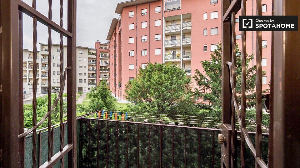 Immagine 9 di Ufficio in affitto  in Via Antonio Mambretti, 20157 Milano MI, Italy a Milano