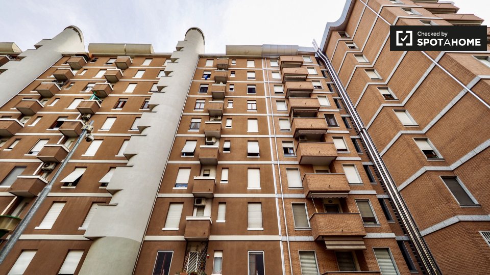 Immagine 5 di Camera condivisa in affitto  in Via Sapri a Milano