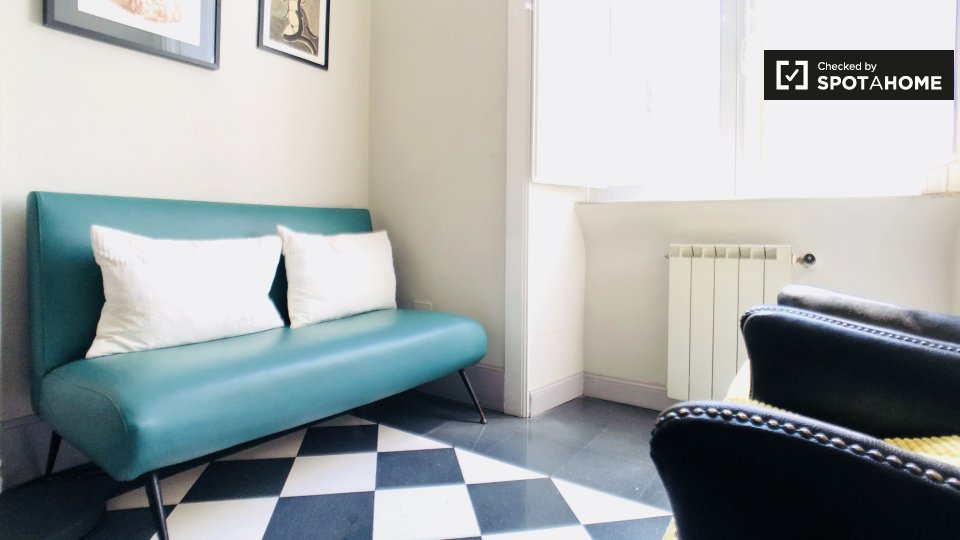 Immagine 2 di Appartamento in affitto  in Via Capo d'Africa, 00184 Roma RM, Italy a Roma