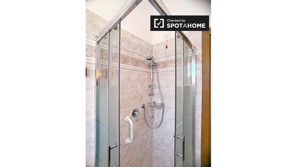 Immagine 15 di Appartamento in affitto  in Via Privata Paolo Rotta, 20162 Milano MI, Italy a Milano