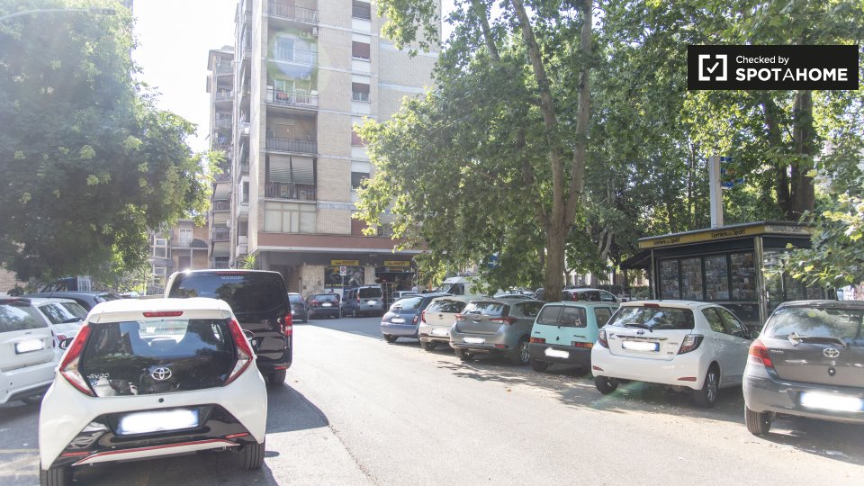 Immagine 19 di Ufficio in affitto  in Circonvallazione Ostiense, 00154 Roma RM, Italy a Roma