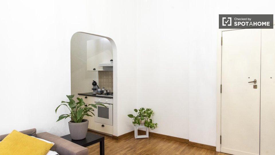 Immagine 15 di Appartamento in affitto  in Via Giovanni Antonelli a Roma