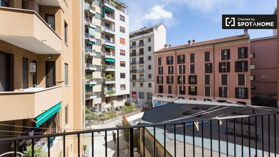 Immagine 13 di Ufficio in affitto  in Via Cesare Cesariano, 20154 Milano MI, Italy a Milano