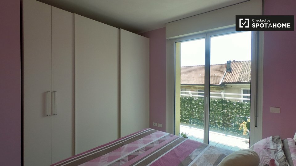 Immagine 8 di Appartamento in affitto  in Via Varesina, 20156 Milano MI, Italy a Milano