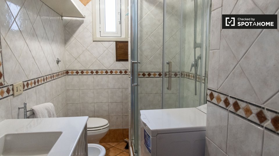 Immagine 3 di Ufficio in affitto  in Via Mastro Giorgio a Roma