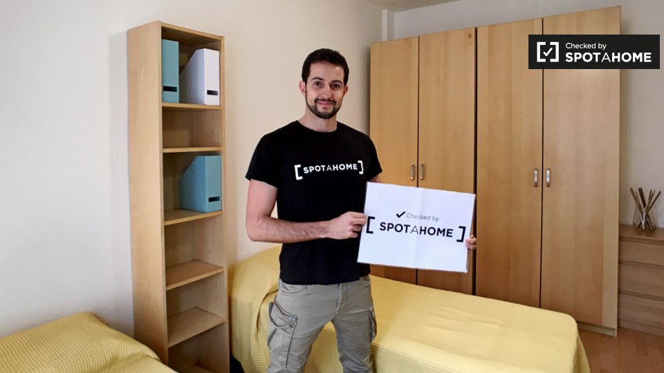 Immagine 6 di Camera condivisa in affitto  in Via Giovanni Pezzotti a Milano