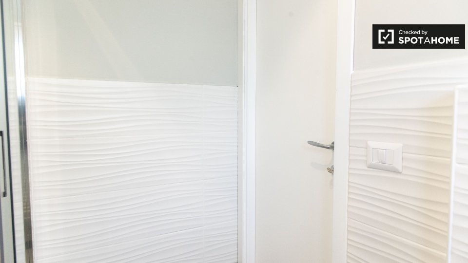 Immagine 8 di Ufficio in affitto  in Via Cesare Pascarella a Roma