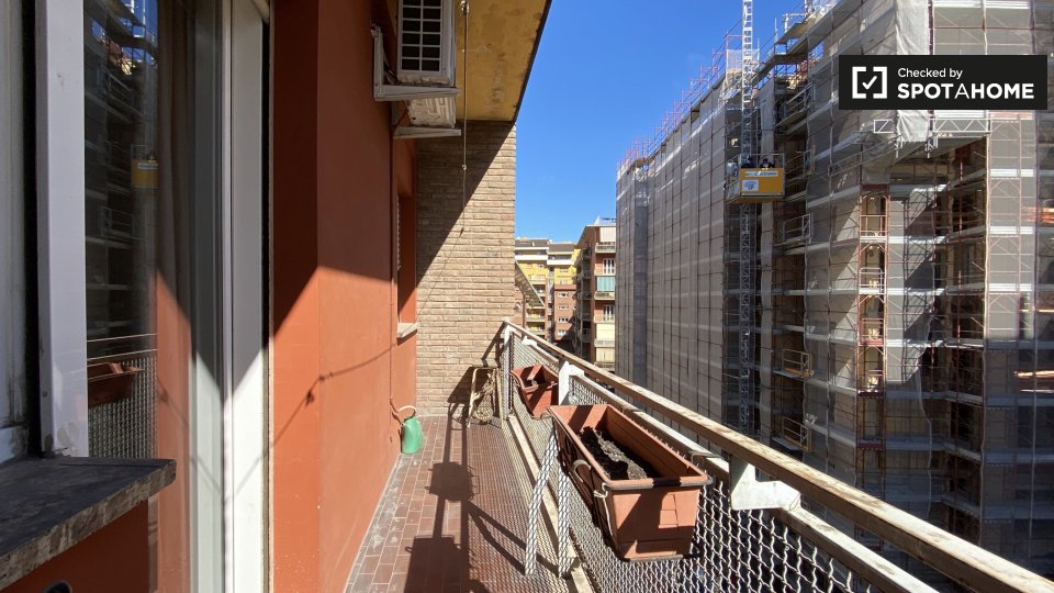 Immagine 10 di Appartamento in affitto  in Via Filippo Chiappini a Roma