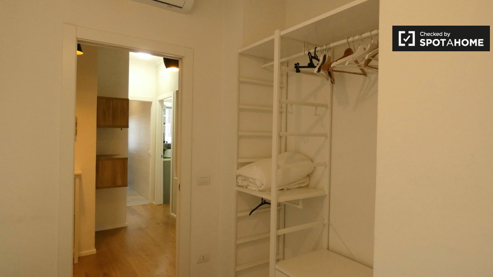 Immagine 17 di Appartamento in affitto  in Via Cenisio a Milano