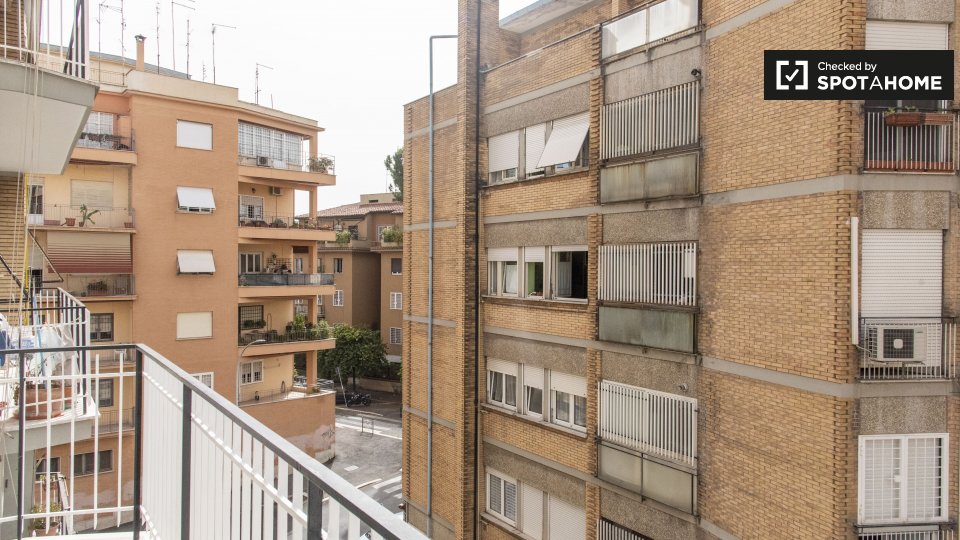 Immagine 7 di Appartamento in affitto  in Via Monte Bianco, 00141 Roma RM, Italy a Roma