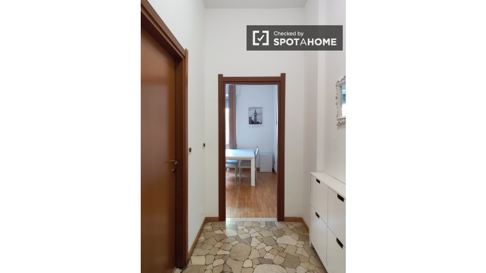 Immagine 18 di Appartamento in affitto  in Via Sambuco a Milano