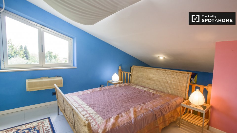 Immagine 19 di Appartamento in affitto  in Via Del fosso di Fioranello a Roma