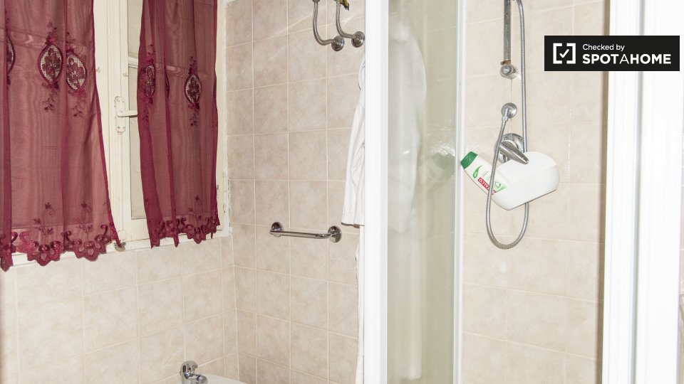 Immagine 6 di Ufficio in affitto  in Via dei Gigli d'Oro a Roma