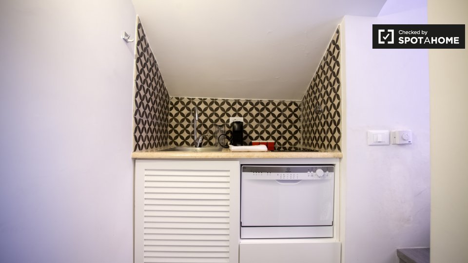 Immagine 10 di Ufficio in affitto  in Borgo Pio a Roma