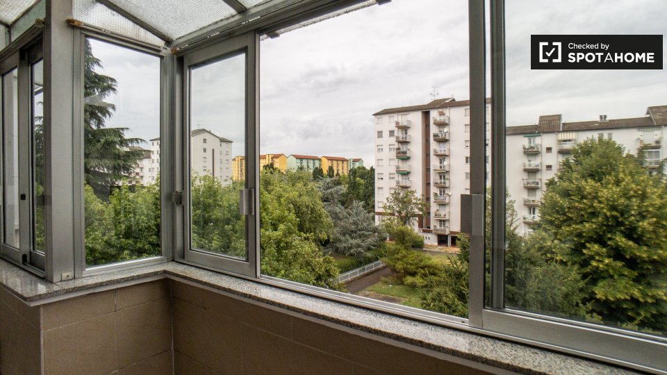 Immagine 12 di Camera condivisa in affitto  in Via Lucca, 20152 Milano MI, Italy a Milano