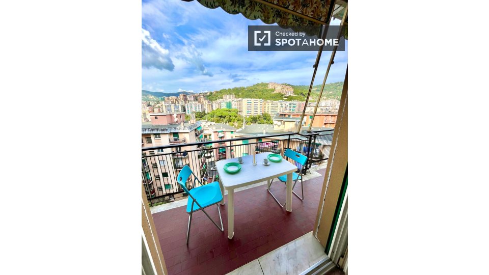 Immagine 19 di Camera condivisa in affitto  in Via Carmelo Onorato a Genova