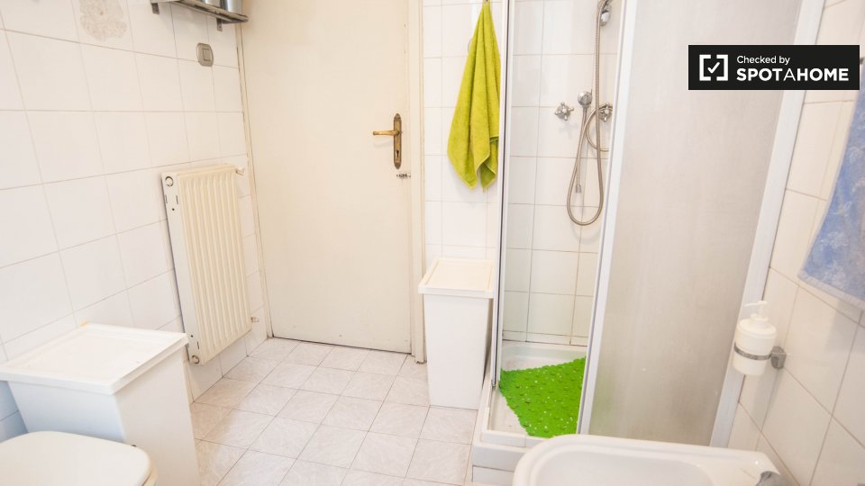 Immagine 11 di Camera condivisa in affitto  in Circonvallazione Nomentana a Roma