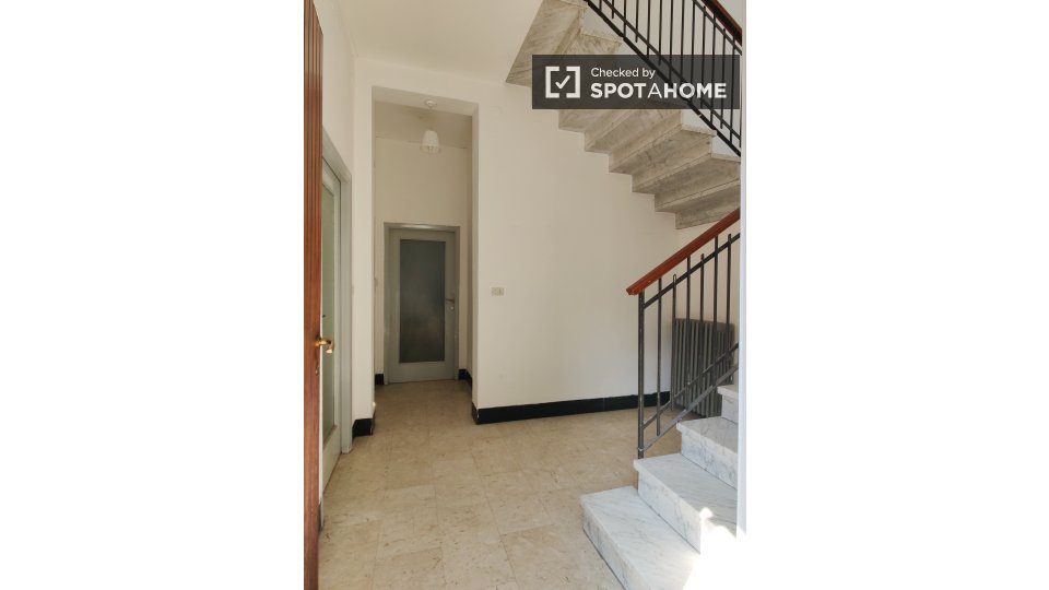 Immagine 12 di Camera condivisa in affitto  in Via Eugenio Villoresi a Inveruno