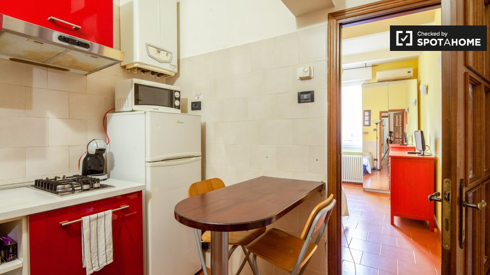 Immagine 3 di Ufficio in affitto  in Via Palestro a Bologna