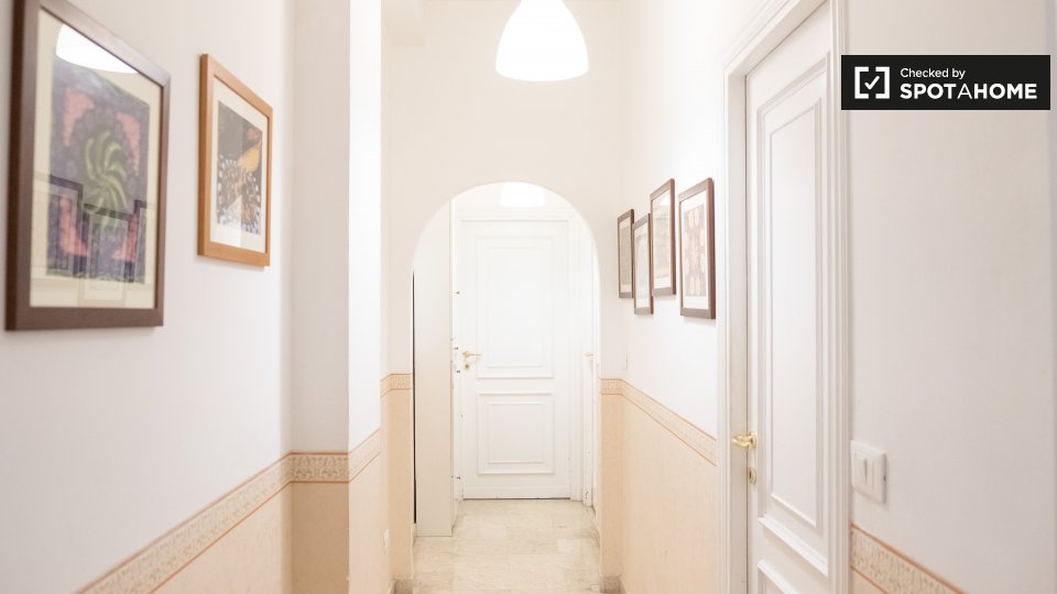 Immagine 13 di Camera condivisa in affitto  in Via Gregorio VII a Roma